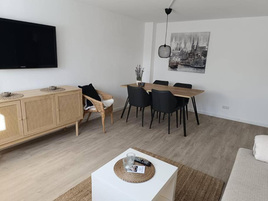 Strandnahe Ferienwohnung Timmendorfer Strand Bagian luar foto